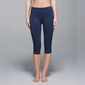 Lululemon In The Flow Crop Leggings